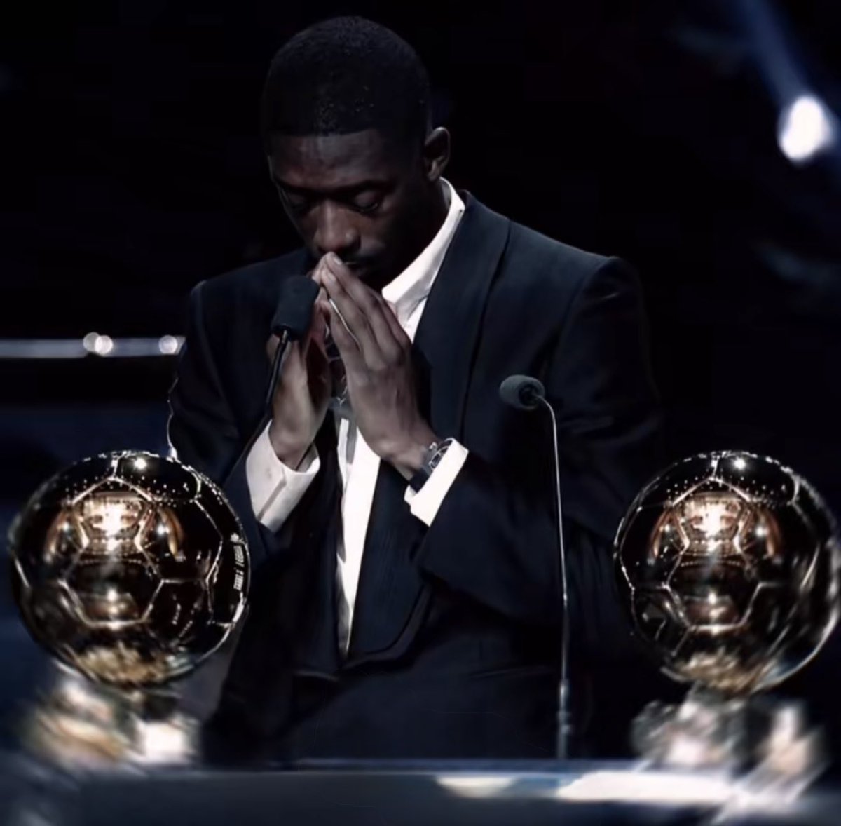 Julien_27LS's tweet photo. C’EST TOUT DROIT POUR LE BACK TO BACK D’OR https://t.co/vcGHzgAmb7