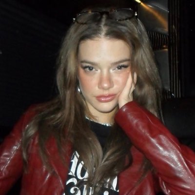 cordy_5's tweet photo. anlık bi kararla sophia olmaya ara verip esinlendim 
#YeniProfilResmi https://t.co/xj2BOt6G1L