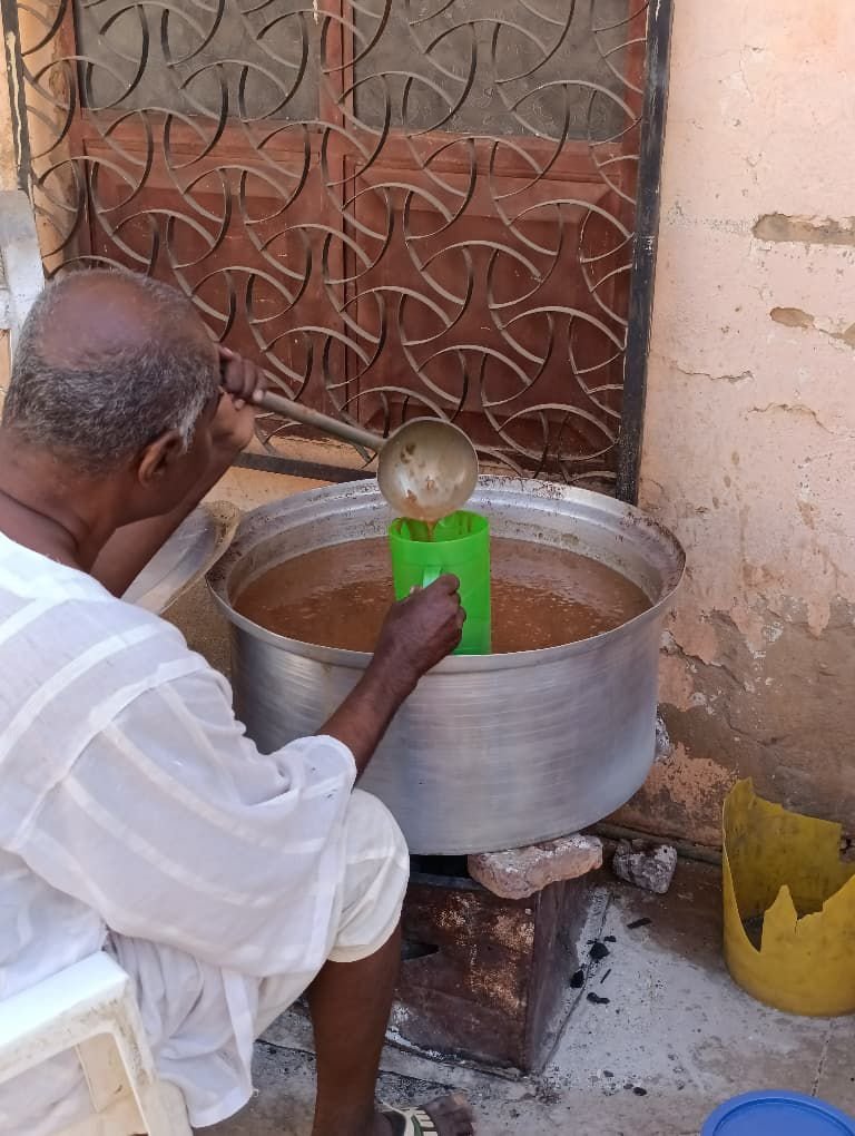 notasjad's tweet photo. We need to prepare the kitchen's fund for August. Out of everything I post about our community kitchen is the most important to me and it having to stop because of lack of funds would break my heart.
It costs $600 to keep us going for a whole month. https://t.co/wmpQxXBiBL