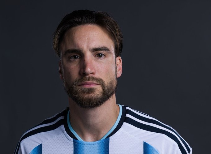 soydequilmes7's tweet photo. Este tipo va a ser un DT del carajo https://t.co/r3fzRgqOjE