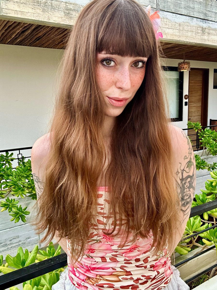 Aria Faye tweet media