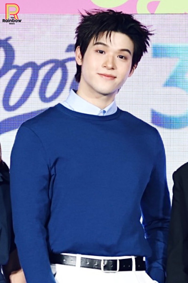 RainbowNewsent's tweet photo. “สกาย วงศ์รวี”  Friend of Boots ในงาน "Boots 30th Anniversary Event" 💙✨

BOOTS ANNIVERSARY X SKY

#BootsThailand
#Boots30Anniversary
#BootsxSky
#skywongravee https://t.co/gJKxw9Qxt5