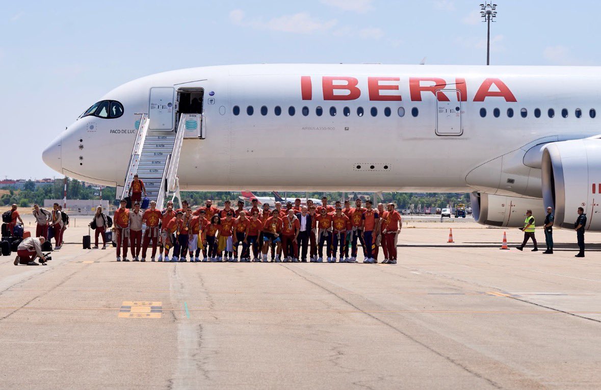 fl360aero's tweet photo. Visuals from Barajas Airport ! Spain's national football team landed in Madrid on an Iberia Airbus A350-900 with their 2026 World Cup Trophy, arriving at Adolfo Suarez Madrid-Barajas Airport on Monday after a six-hour flight.

The Iberia aircraft carrying the squad touched down at Madrid-Barajas airport at 14:30 local time (12:30 GMT).

#airport #worldcup