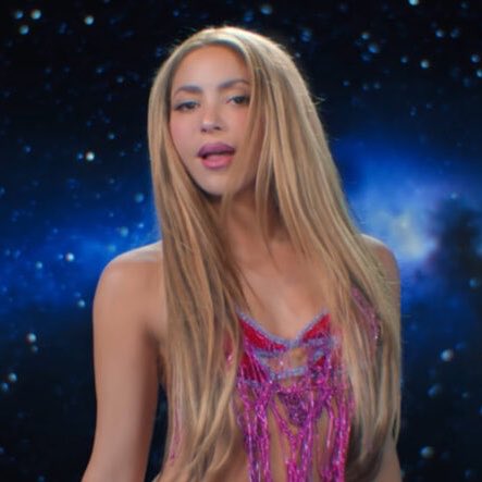 PopCrave's tweet photo. “Dai Dai” by Shakira &amp; Burna Boy spends a 14th day at #1 on Global Spotify with a new peak in daily streams (4.921 million). https://t.co/YIJjsrhTcL
