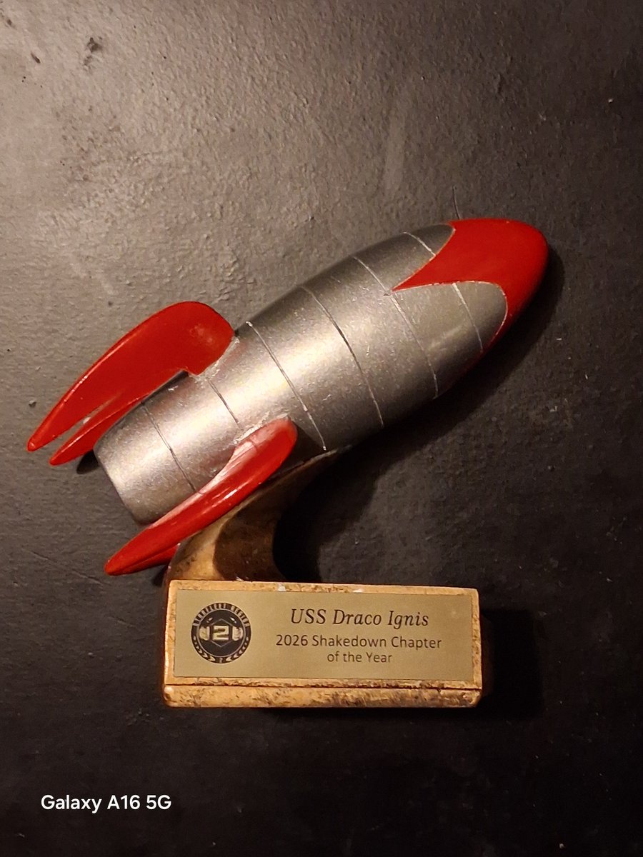 BenKimbrell64's tweet photo. haven't posted much from my ship since the community bs, apart from my recruitment message. But, the Draco Ignis NCC-75940 won Shakedown Chapter of The Year. And our CMO @JanneKSkipper won Officer of The Year. https://t.co/qAKqFKSJ3Q