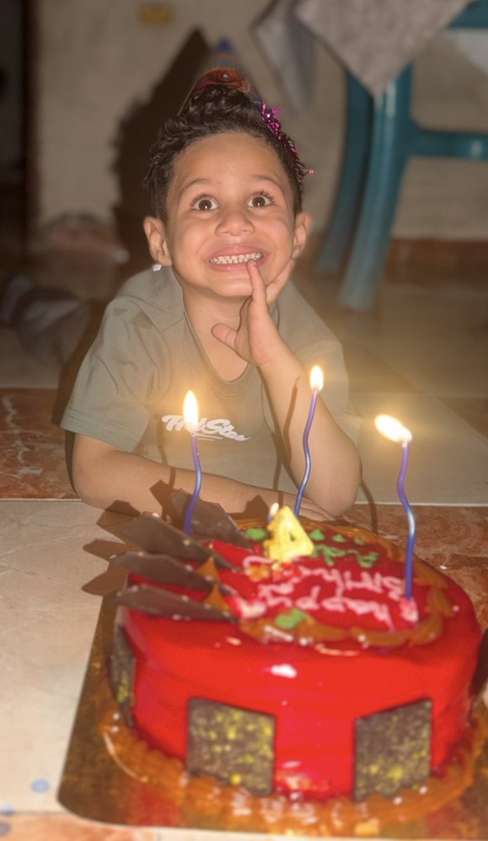 hemaalsabea's tweet photo. On my child "Adam's" birthday...
After great suffering, I found nothing but a small cake to place in front of him, trying to bring a smile to his face on his special day. How I wished from the bottom of my heart to give him a small toy to make him happy, but the exorbitant prices were an obstacle I could not overcome.
But today I realized a greater truth; my real gift to Adam is not a perishable toy, but providing the basic necessities for him to stay alive.
Send your gift. My child needs it.

https://t.co/XXVJ3ZwIoz