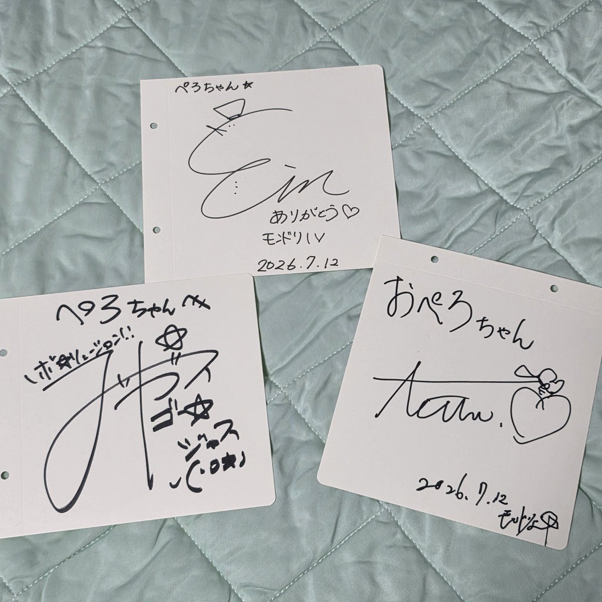 _pero_33's tweet photo. グッズを片付け終わったので
今更ながら戦利品𐔌՞･·･՞𐦯♪

グッズ交換してくれた方も譲ってくれた方もありがとうございましたm(_ _*)m

2日目プレミアムのグリで
ゆきのしん、ゴー☆ジャスさん、
てつさんにサイン頂いた🩷
てつさんが緊張してたの
伝わってくるサインwww

 #モンドリIV https://t.co/lXdtCXwiam