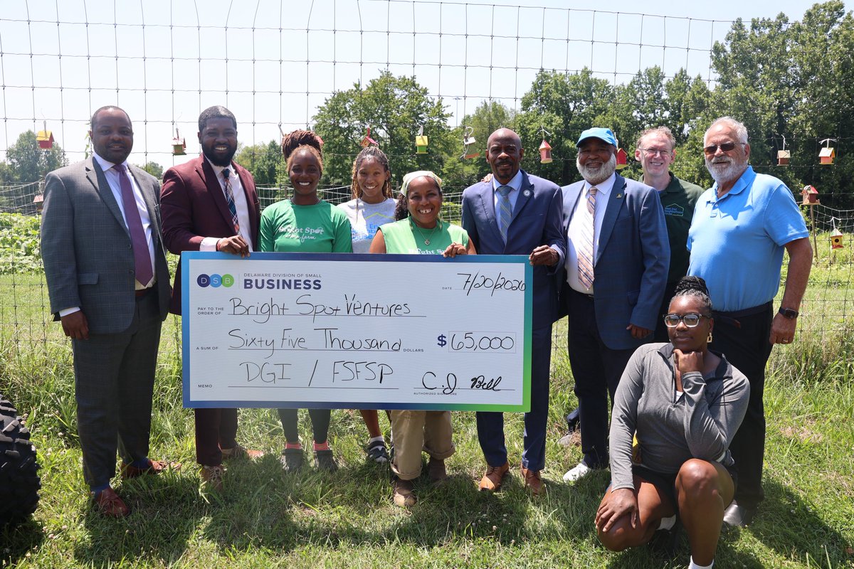 VoteforDarius's tweet photo. Next Stop on the Delaware Grocery Initiative tour at Bright Spot Urban Farm
#healthyneighborhoods #OpportunityLivesHere https://t.co/54saOK5isd