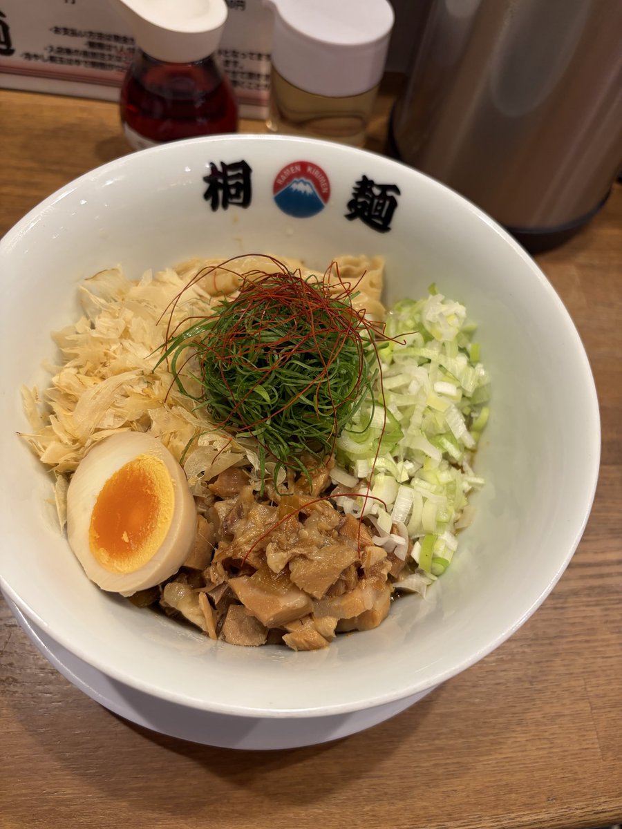 manabu140's tweet photo. らーめん桐麺 梅田店

美味しかった😋

40分待ったけど… https://t.co/Yyeo3x0zhr