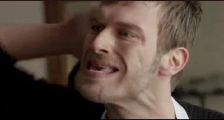 roz5j's tweet photo. @altiustuistdizi @atvcomtr Melek bi sg amk https://t.co/vildyEWeFI
