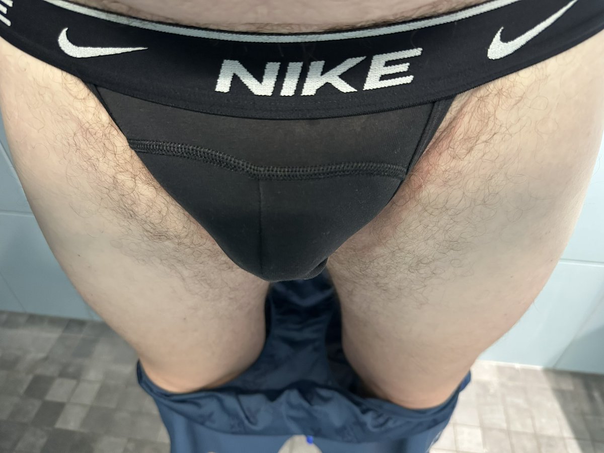 Joxandjocks's tweet photo. @JimsThroat Bros you got this top horny after the gym https://t.co/heaCWkss3G