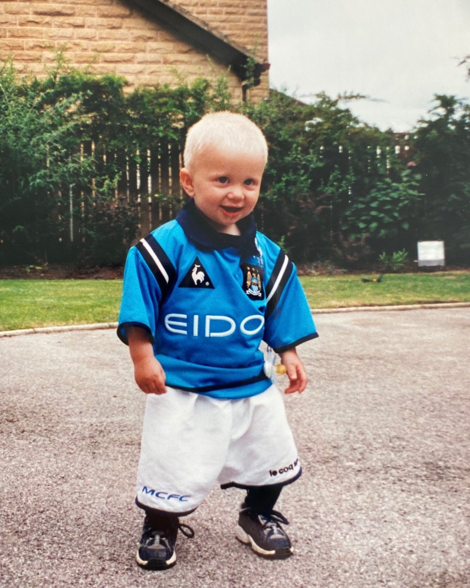 cityreport_'s tweet photo. Happy 26th birthday to Erling Haaland! 🥳🩵 https://t.co/Rz2sp60Lox