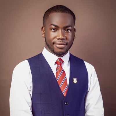 theknustgazette's tweet photo. [A VENOM HAS STRUCK]

Nana Agyekum Boateng settles down with Prince Amoakoh ,sitting president for the College Of Health Sciences.

It's been a lonnnng day for Dr.Walker and he  sailed through.

#KNUSTGazette || #SRCelections #KNUSTDecided26 https://t.co/2B9xFYVaSK