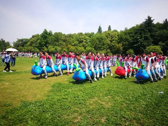 gymkod's tweet photo. Join our neighborhood park clean-up this Saturday at 9 AM! Bring gloves and a friend—fresh air u0026 good vibes guaranteed. #CommunityLove https://t.co/sGyXKRPWuz
