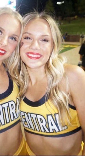 JakeMw2ez's tweet photo. Slut Julia goes to college at UCO gets fucked by hung guys instead of cuck bf @cassielove027 https://t.co/aboEt6AJRM