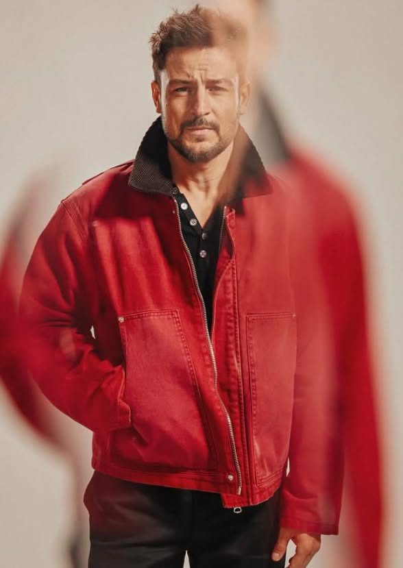 RomComReview1's tweet photo. #TylerHynes shared a couple PR pics to tease his upcoming #HallmarkChannel Christmas movie during #CountdownToChristmas 2026 titled "The Nights Before Christmas," co-starring #LaciJMailey. https://t.co/Liskz78wJC