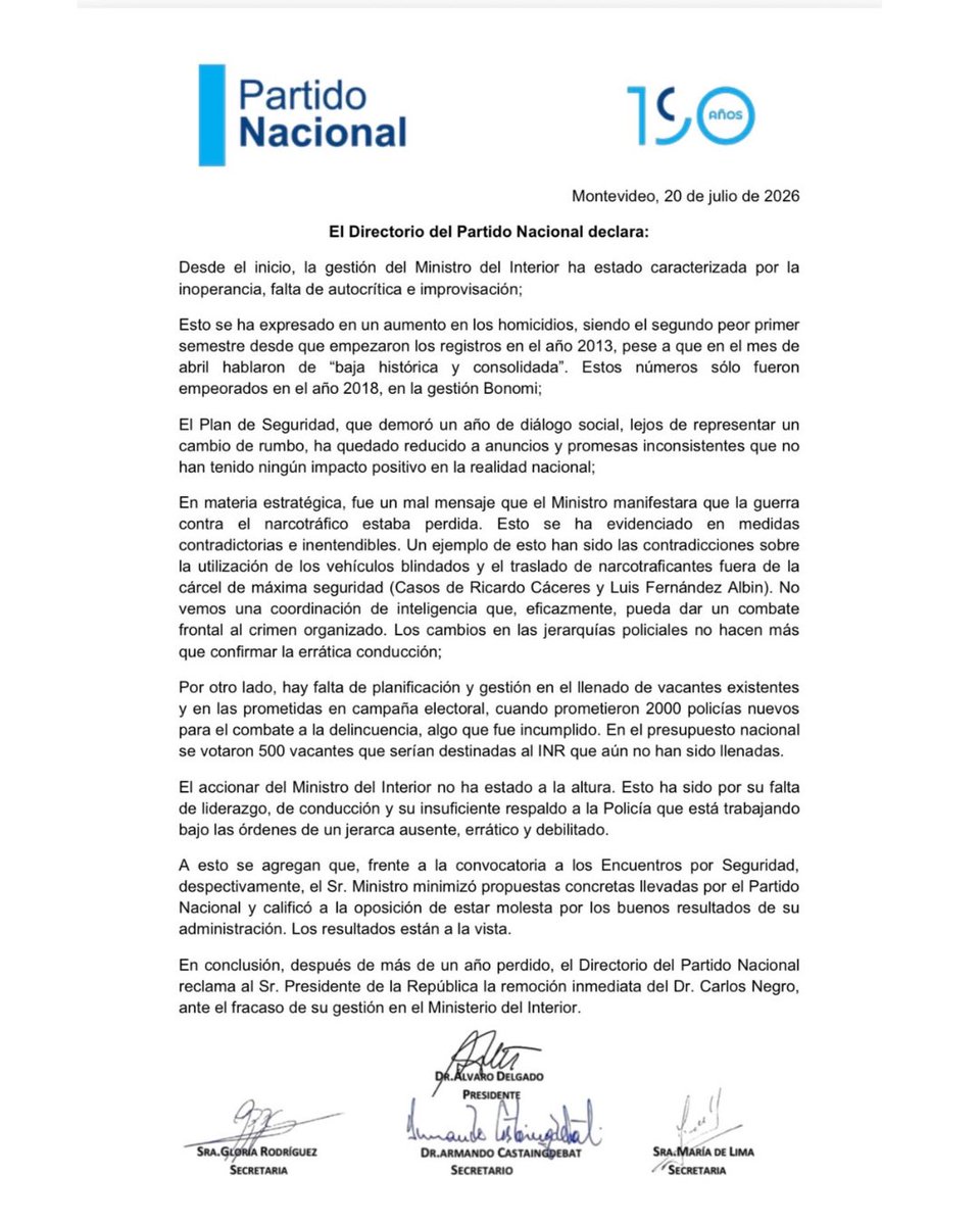 PNACIONAL's tweet photo. El Directorio del Partido Nacional reclama la remoción del ministro del Interior. https://t.co/7ul1jFP34H