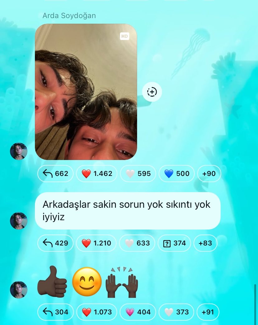 crushistan's tweet photo. emojileri sürekli siyah kullanmadına yarılıyorum, süper komik birisi https://t.co/78L07UujYt