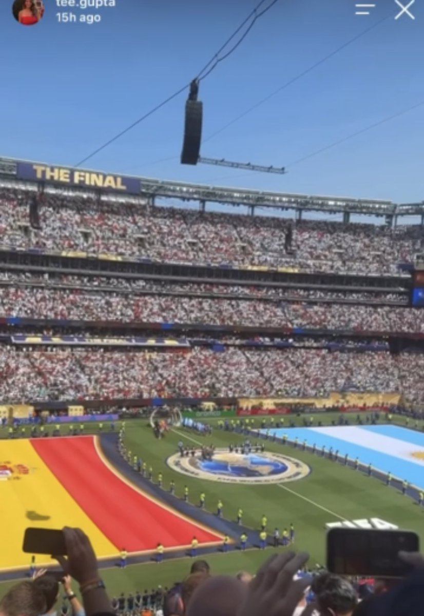 theBreakerNews's tweet photo. Photo on the Instagram account of Teena Gupta, wife of @KenSimCity. Did he sit next to her at #TheFInal? #vanpoli #bcpoli #cdnpoli
https://t.co/GCHRKO92Eu https://t.co/aQzjpc47sV