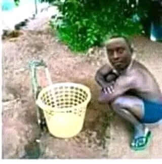DCiza54740's tweet photo. Uyu mugabo @pnininahazwe arakwiye kujanwa kwa muganga kugira barabe ko agikwije ubwenge! Ni n'aho abandanya ahendera amakungu ngo aharanira agateka kazinamuntu @FOCODE_ kandi adahengeshanya kugaragaza ko ari umukeha bwenge,ataco asonera! Ubu dufise umukoroni mwenewacu🫢 https://t.co/sPplkdhDVw