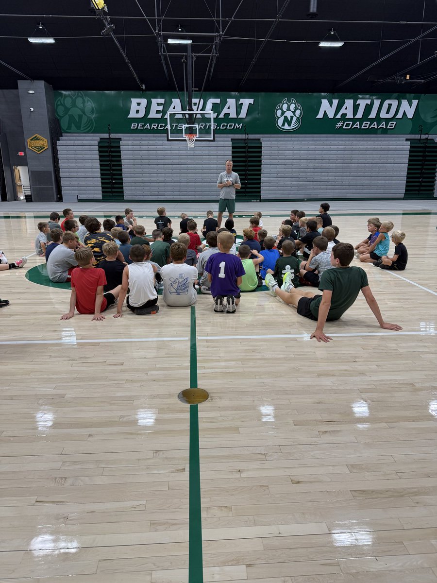 NWBearcatMBB's tweet photo. Future Cats working on their skills! 🏀 

#OABAAB #PlayFast https://t.co/j9JJpmCKxy
