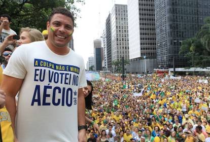 blusinha do lula tweet media