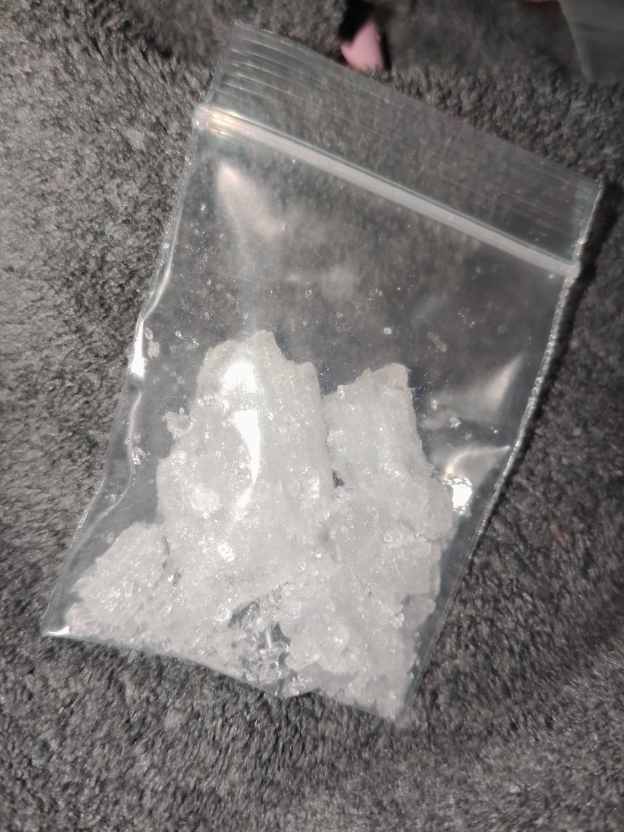 Hi. ❄ NVM tweet media