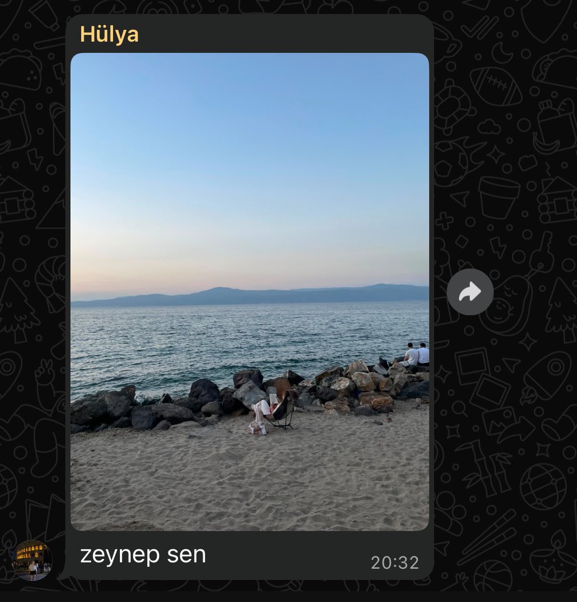 zynepse's tweet photo. Keşke ben olsam.. https://t.co/DHl1L7QuDu