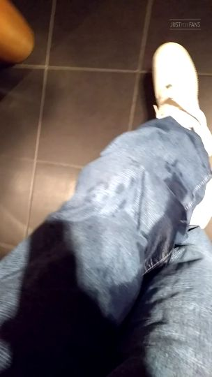 mtlsaggerboy's tweet photo. Pissing my baggy for fun ...
Free trio videos ! More for subscribers 😈

See this and more at:
https://t.co/avtovIdV1z https://t.co/eU0A3OXzQE