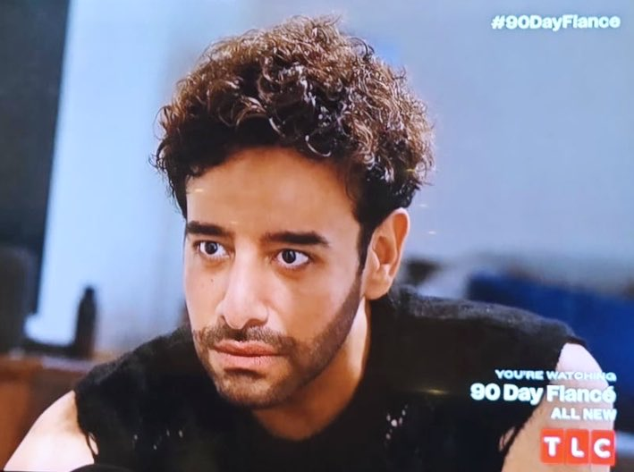ScottAndrew_s's tweet photo. I have to admit, Midol is a hell of an actor. First, acting like a straight male when you are really gay. Secondly, making Debbie actually believe he is even remotely interested in marrying her. Well done dickhead. #90dayfiance https://t.co/CJv4jYq9fh