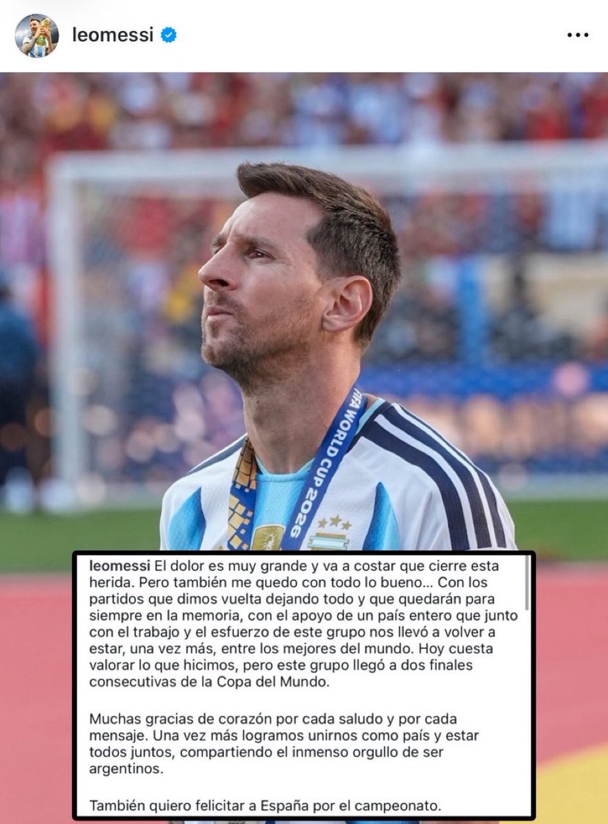 ModoScaloneta's tweet photo. “El dolor es grande y va a costar que cierre la herida, pero me quedo con lo bueno. Una vez más logramos unirnos como país y estar juntos compartiendo el ORGULLO DE SER ARGENTINOS”

La publicación de Messi ❤️‍🩹 https://t.co/ZS42Amfbsf