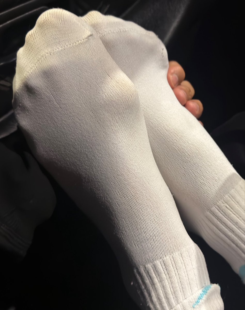 PrettyDirtyToe1's tweet photo. #feetfetısh https://t.co/kici6jrptR