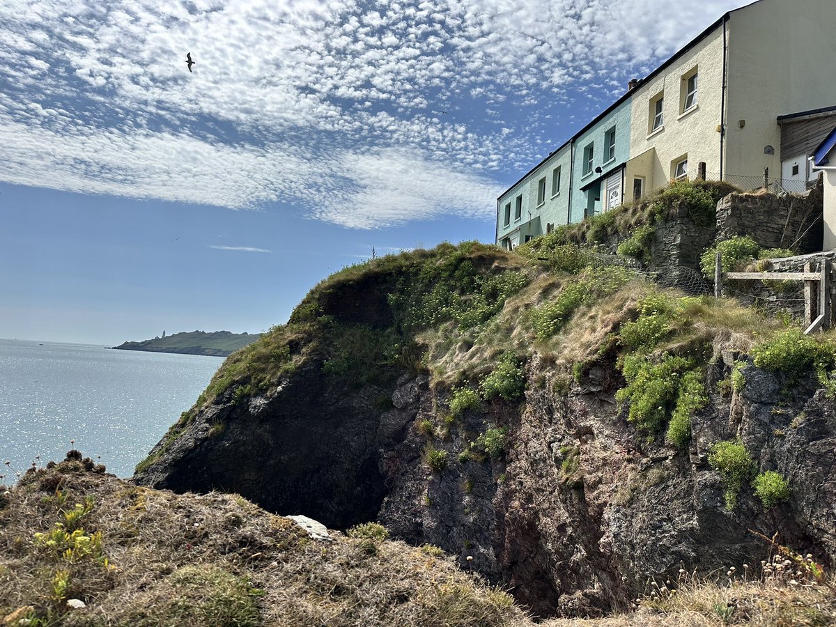 Brixham's tweet photo. #picoftheday Great day out on the @southwestcoastpath but which pic will be used for my next linocut? Hopefully ready for the exhibition at #buckfastabbey Sad to see the devastation of #torcross 💙#hallsands 💙#beesands https://t.co/6V5v0g3zIG