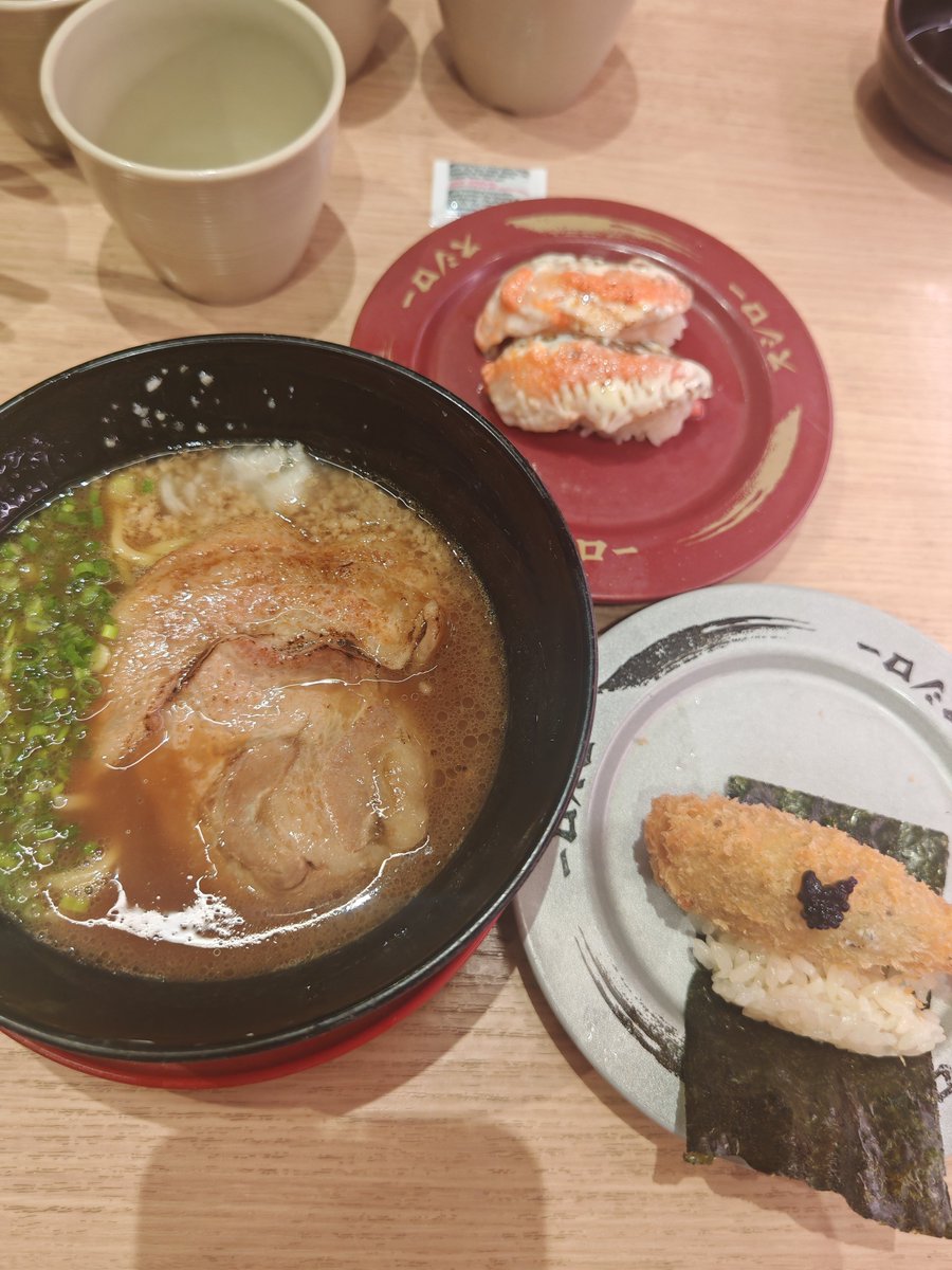 Antish_RLP's tweet photo. แวะมา.. กุ้ดไน้ท์ https://t.co/hbBaov8bSB