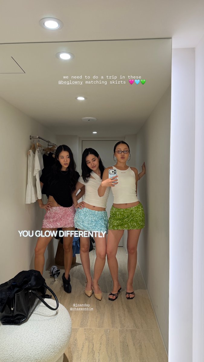 LC_Sinformation's tweet photo. 260715 Ashley's Instagram Story(2)
@LC__Ashley #LADIESCODE #λ μ΄λμ€μ½λ #ASHLEY #μ μ리 #CHOIBITNA #μ΅λΉλ #AshleyChoi https://t.co/nXmQUWBzNH