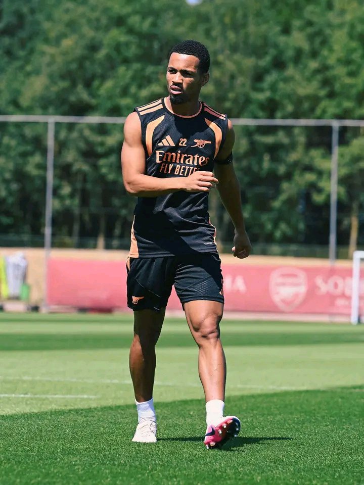 AFCDecs's tweet photo. The boys are back #COYG https://t.co/s4QPquHnSa