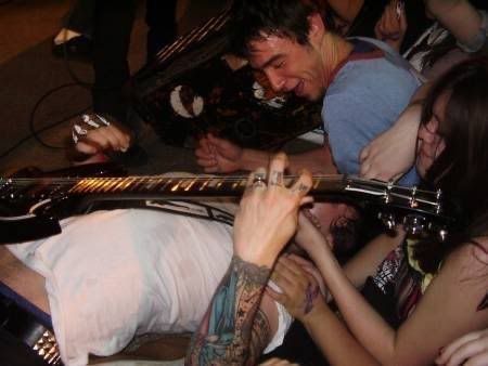 Frank Iero Hourly tweet media