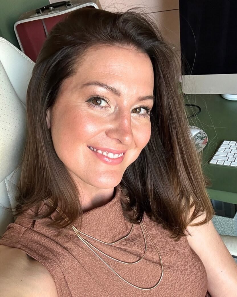 Emma7795's tweet photo. Hi, how can I contact you? https://t.co/KqQ8mh5d6V