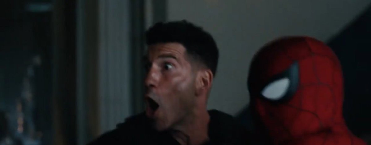 LEZB0B0MB's tweet photo. this is the most emotion i've seen in frank's face since his first appearance https://t.co/ROddgvOMMB