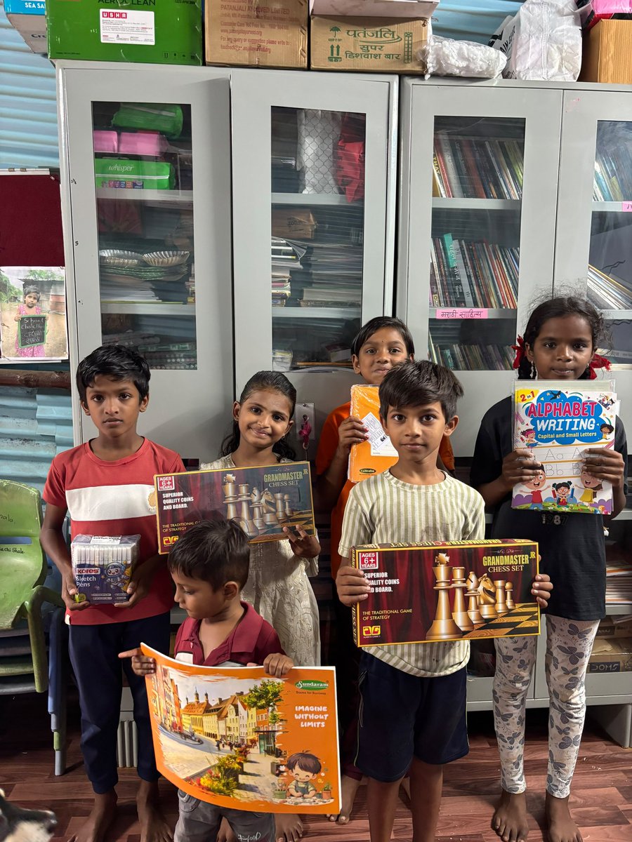 alsoruu's tweet photo. Ilsuu🌷
To celebrate your birthday, my friend Rishika and I, donated school supplies to an org supporting children's education, &amp; also helped an animal welfare in your honor. We hope this makes you smile and the blessings from them find the way back to you🤍

#ilsudemirci #arafta https://t.co/M6hjGCCL8w
