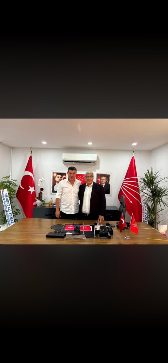 HasanSahinCHP's tweet photo. Cumhuriyet Halk Partisi Genel Başkan Yardımcımız  Sayın Cemal Canpolat, Antalya İl Başkanlığı’na resmi bir ziyaret gerçekleştirerek il yönetimimiz ve partililerimizle bir araya geldi. 

Parti içi dayanışmayı güçlendirmek ve yereldeki çalışmaları yerinde incelemek amacıyla düzenlenen bu ziyaret için Antalya örgütümüz adına teşekkür ediyoruz.
@antalyachpil 
@cemal_canpolat 
#Antalya