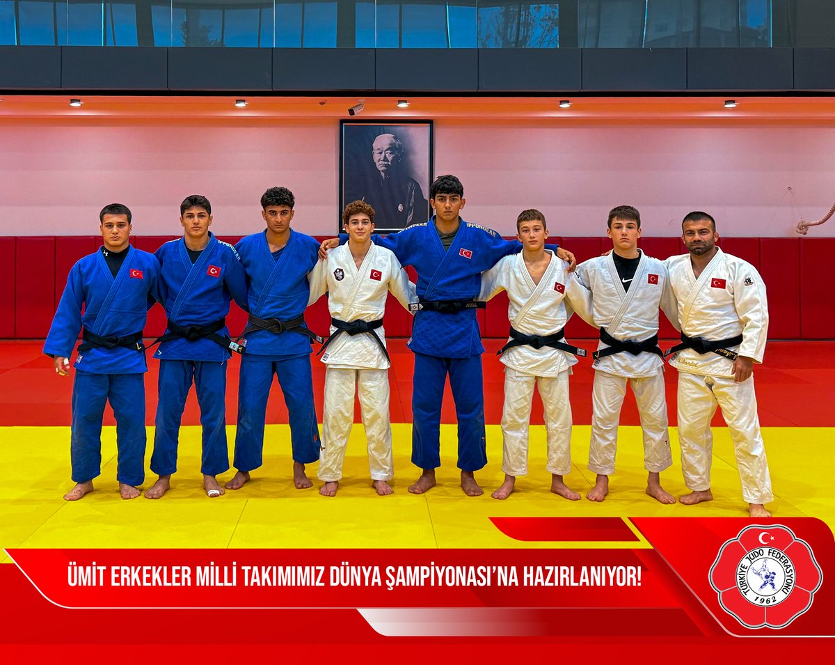 turkjudo's tweet photo. Ümit Erkek Milli Takımımız Bakü’de Dünya Şampiyonası’na Hazırlanıyor!

Ümit Erkek Milli Takımımız, Dünya Şampiyonası hazırlıkları kapsamında Azerbaycan’ın başkenti Bakü’de düzenlenen uluslararası ortak çalışma kampında çalışmalarını sürdürüyor.

19-29 Temmuz 2026 tarihleri arasında gerçekleştirilen kampta sporcularımız; teknik, taktik, kondisyon ve müsabaka çalışmalarına yoğun tempoda devam ediyor.

Başantrenör Sinan Sandal yönetimindeki Ümit Erkek Milli Takımımızda;

🥋 Süleyman Doğru (50 kg)
🥋 Kerem Çebi (55 kg)
🥋 Ramazan Aykut Gür (60 kg)
🥋 Yiğit Erdal Günuğur (66 kg)
🥋 Mihraç Efe Özbay (66 kg)
🥋 Tahsin Efe Yılmaz (73 kg)
🥋 Hasgül Efe Tolu (81 kg)

yer alıyor.

Kocaeli Ortak Çalışma Kampı’nın ardından Dünya Şampiyonası hazırlıklarının ikinci etabına Bakü’de devam eden millilerimiz, uluslararası ortak antrenmanlarla hazırlıklarını sürdürüyor.

#TürkiyeJudoFederasyonu