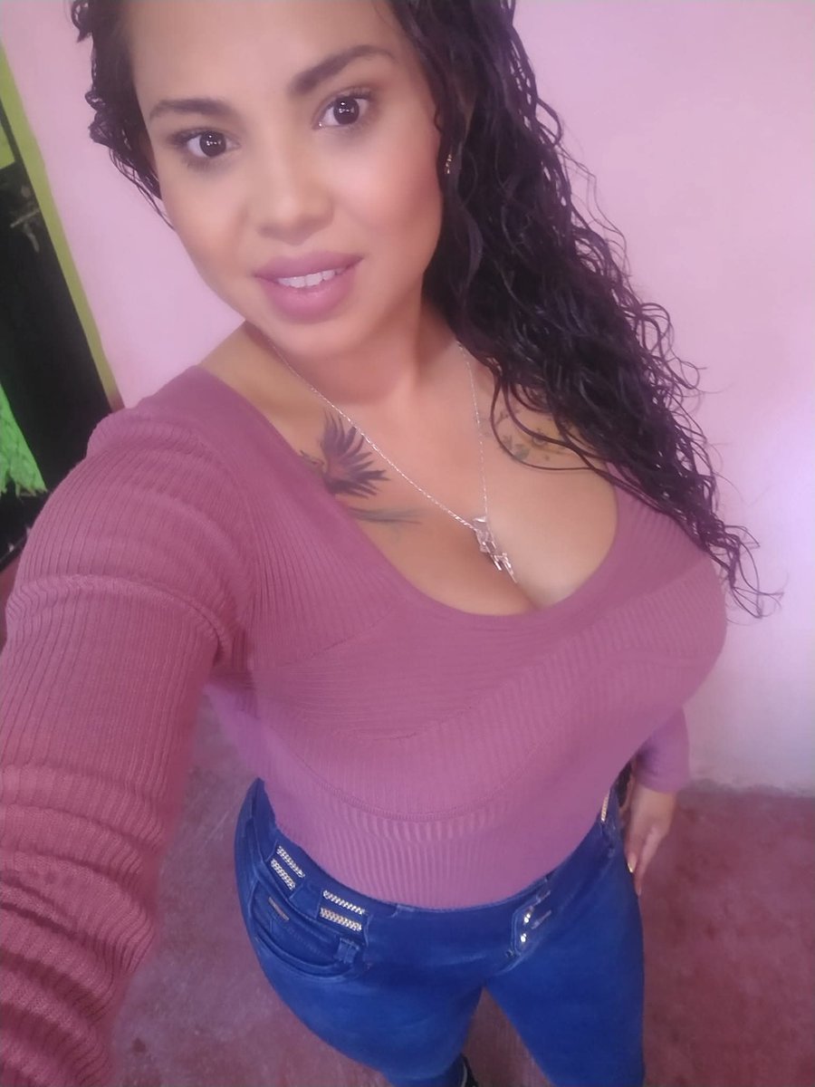 PCaliente83799's tweet photo. Una belleza https://t.co/pt9TMNds8z