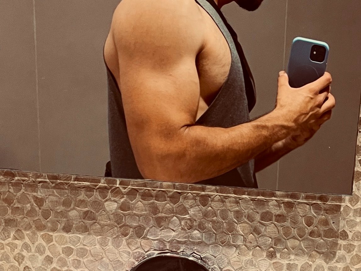 hiddenTopGym's tweet photo. Side profile listo para pecar 😏

#SideProfile 

 #GymVibes https://t.co/oOuZ0kf0kj