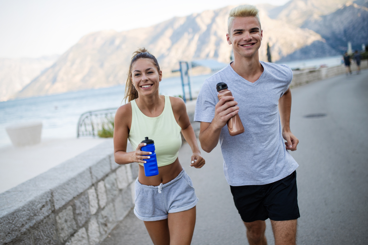 ddmmaa9's tweet photo. Prioritizing small daily health wins = big long-term gains! A 10-min walk after meals u0026 8 glasses of water are game changers—start your healthy routine today! https://t.co/lrBZ3cNTKj