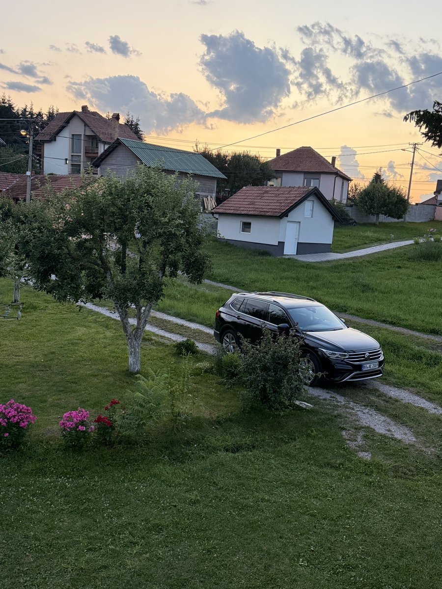 EmirRahic2's tweet photo. Najljepse mjesto na svijetu  je svoj rodni grad . 
Sjenica https://t.co/hjKHr7rjD6