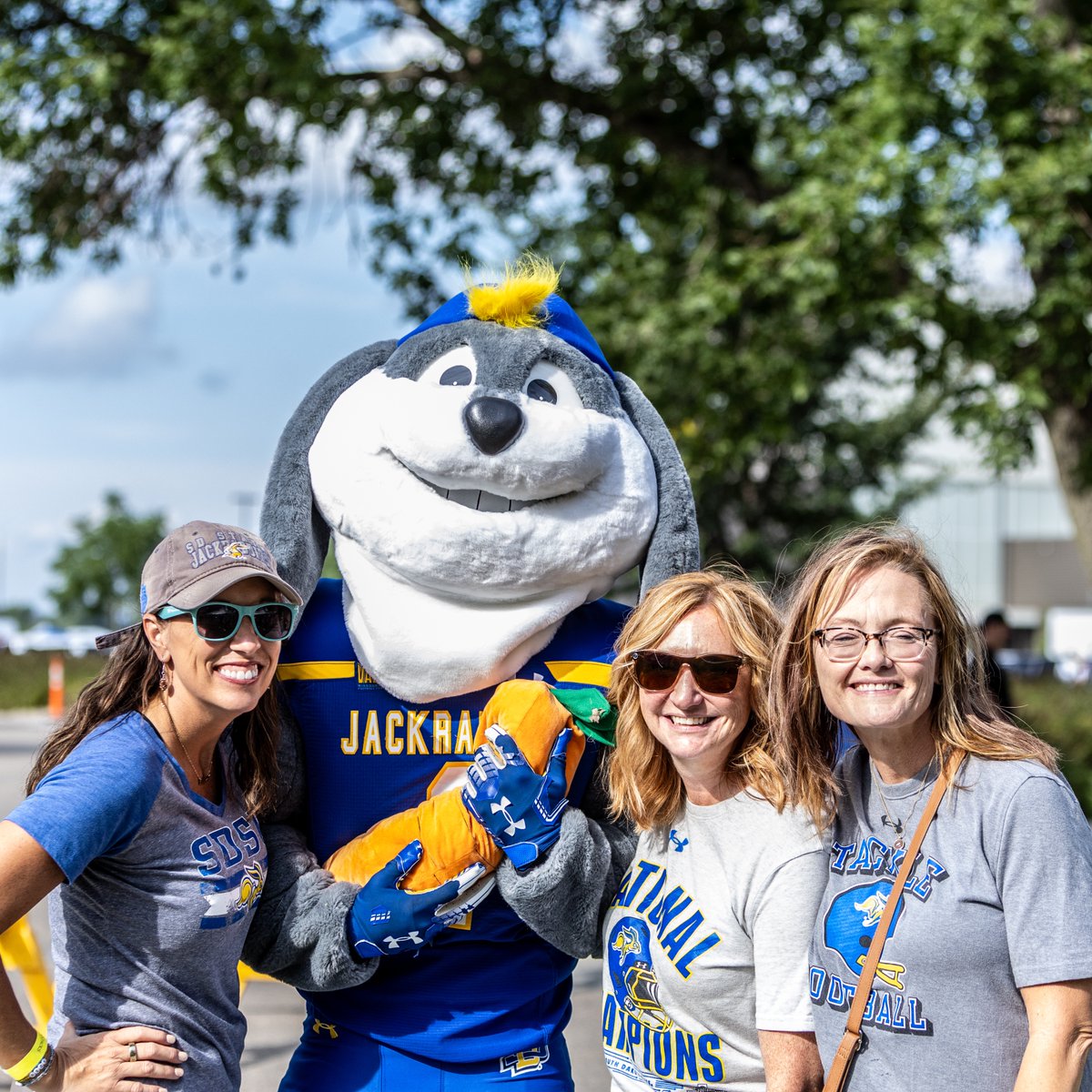 South Dakota State Jackrabbits tweet media
