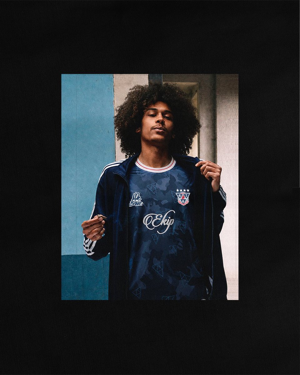 667Officiel's tweet photo. Ekipafond 🔻🔻🔻

@ApeshitStore ✖️ @667Officiel ⚡️
🟰
@freezecorleone ✖️ @tsarnoir667 ☄️

https://t.co/2go79WWyem https://t.co/SGv0Nnk0Xf