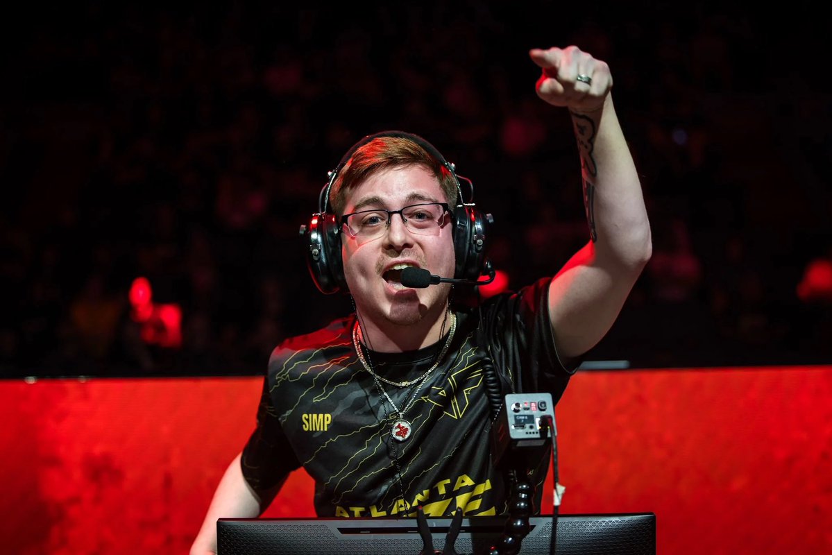 CDLHater's tweet photo. Who is the GOAT of Call Of Duty? 

Simp 💍💍💍
Shotzzy 💍💍💍
Crimsix 💍💍💍
Karma 💍💍💍 https://t.co/DYhuknHU2I