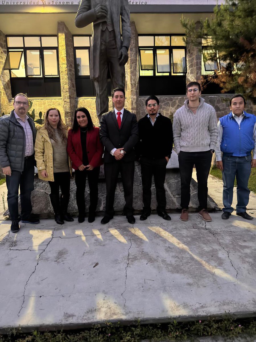 naim_franco's tweet photo. Enhorabuena a mis distinguidos alumnos! https://t.co/96Gd54g3Px